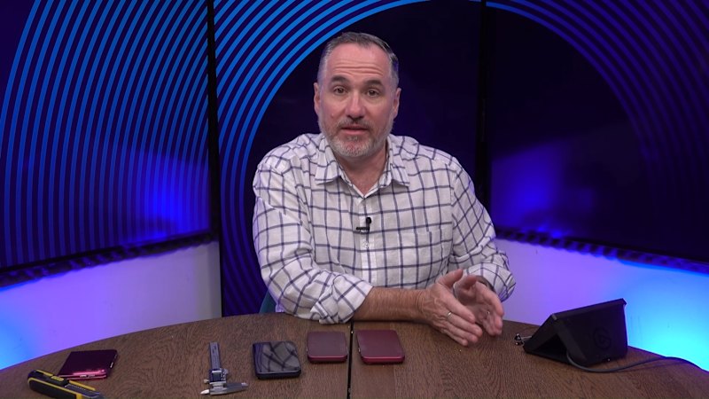 Tech expert Trevor Long tips Apple to launch folding smartphone