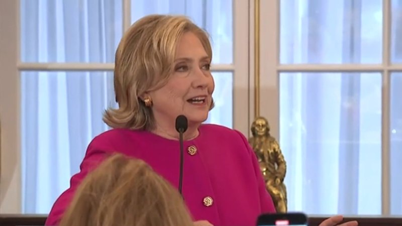 Hillary Clinton denies all knowledge of Jeffrey Epstein crimes