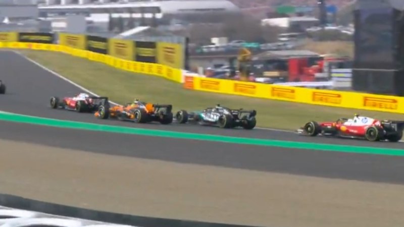 Piastri stuns with incredible race start