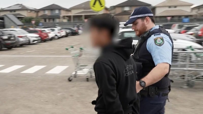 Three charged as police seize $1.6m of cocaine in Sydney’s south-west