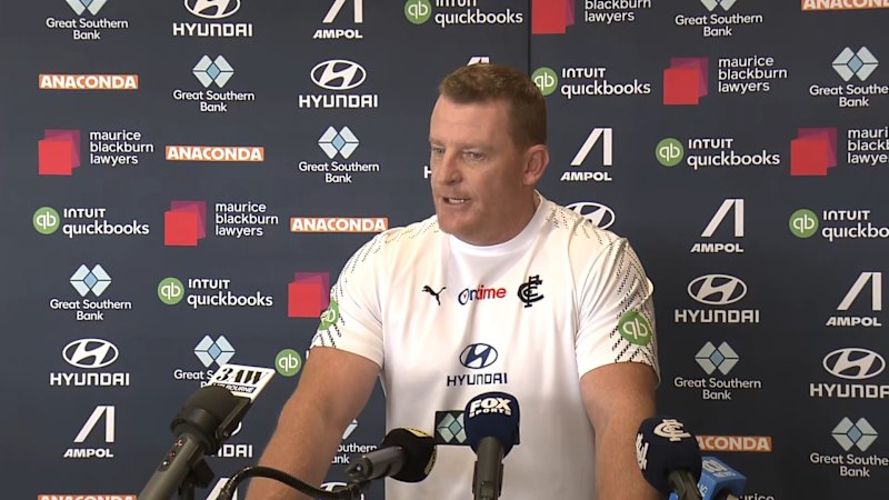 Voss hits out at 'bullying' amid Hollands saga