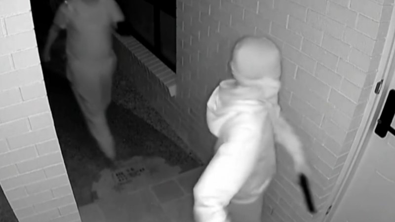 Search for armed thieves who broke into Gold Coast home