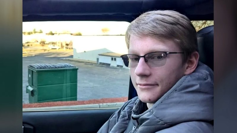 Gunman shot dead at Trump's Florida home