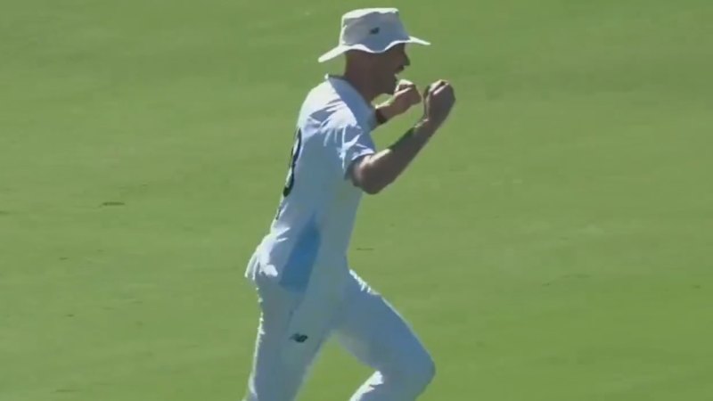 'Worst delivery ever' dismisses centurion