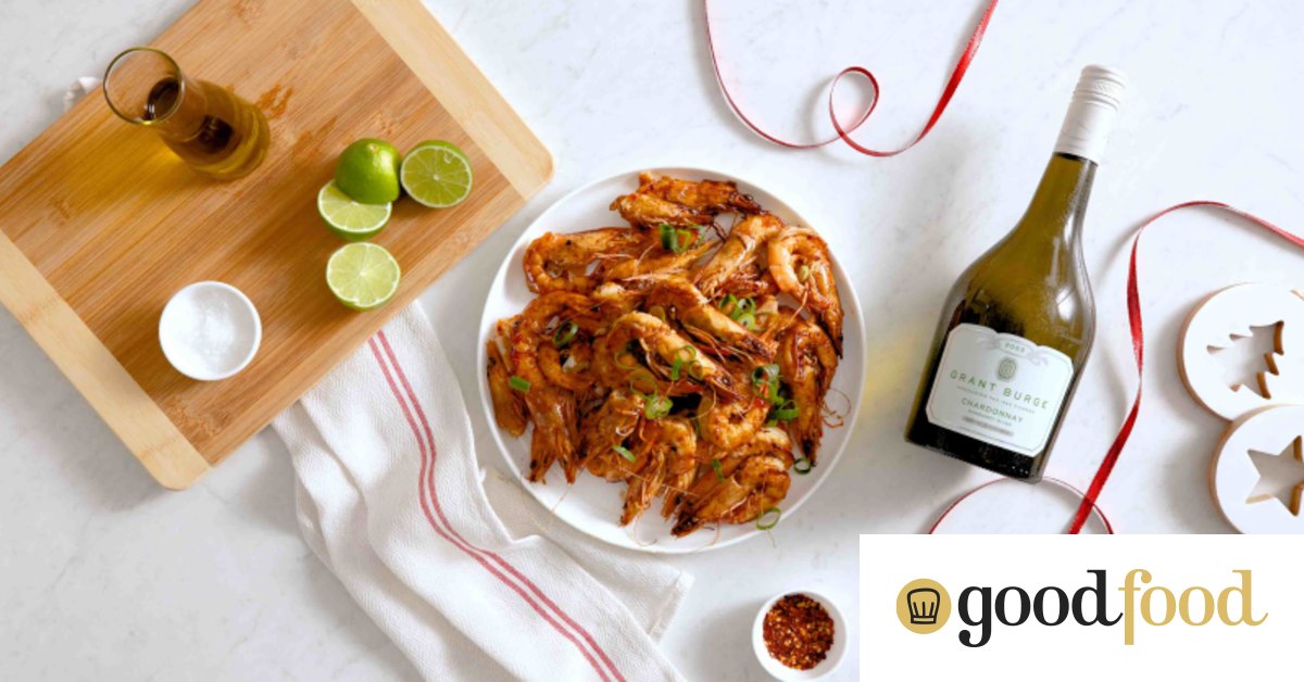 Rum-glazed grilled prawns