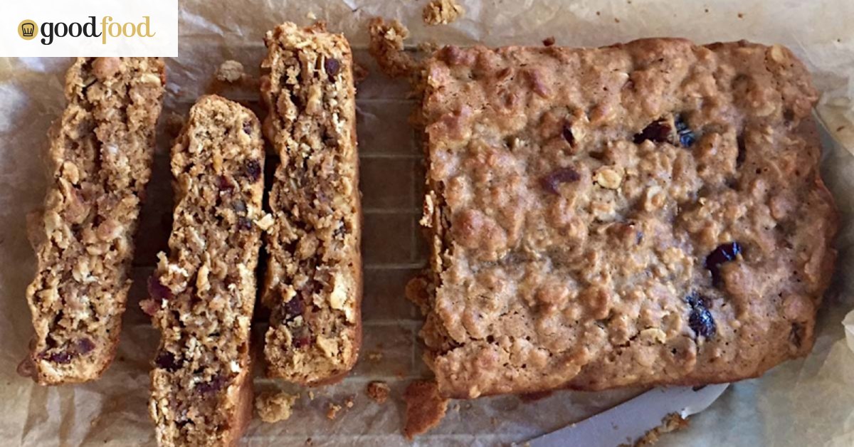 Oat, seed and date bars recipe