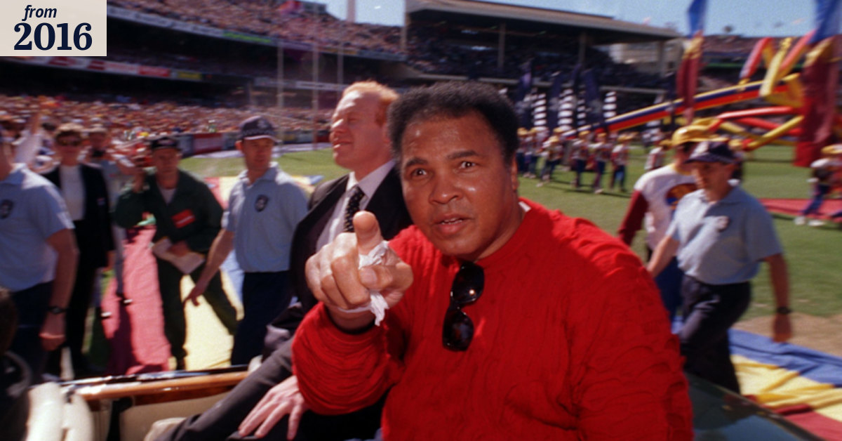 When Muhammad Ali came to the footy