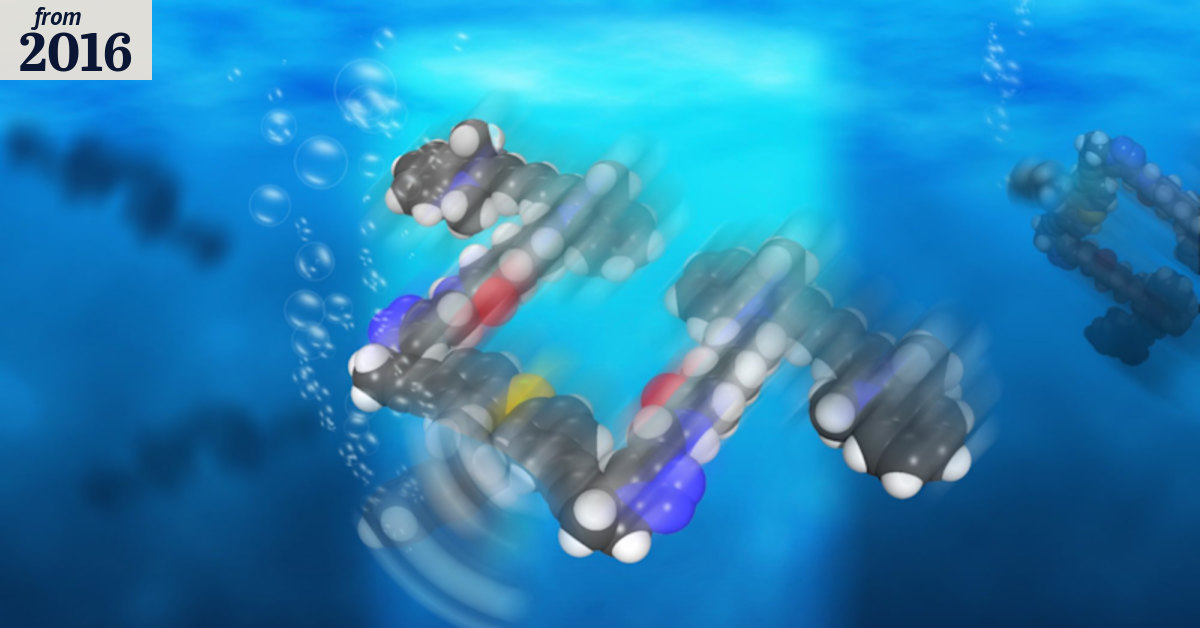 World's smallest submarine dives beneath the atomic water line