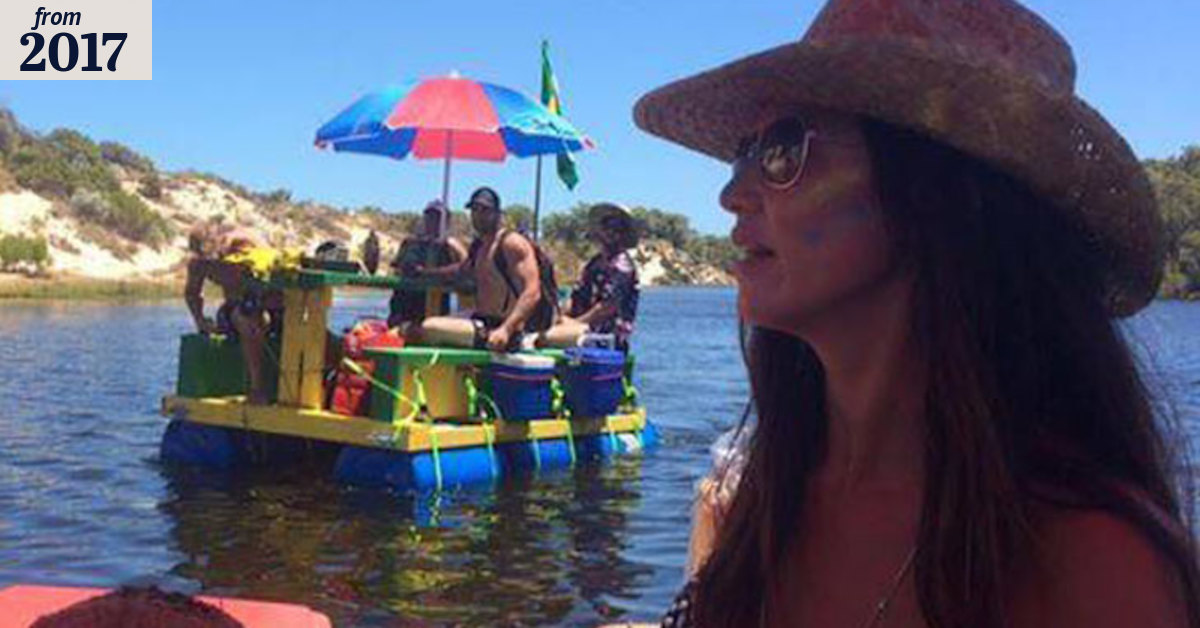 Floating picnic table raft up