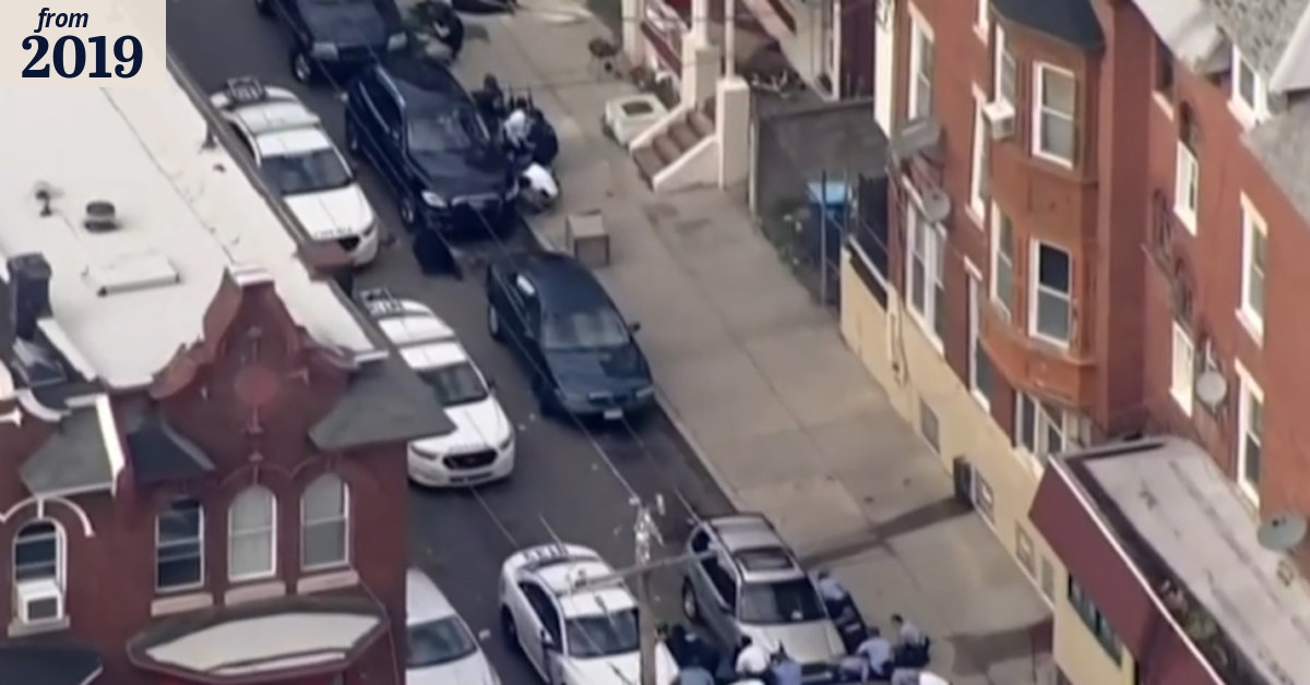 Six police officers shot in standoff in Philadelphia