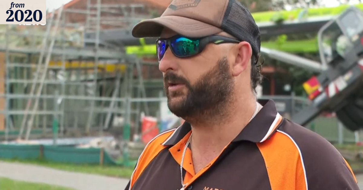 Crane operator describes workers' lucky escape
