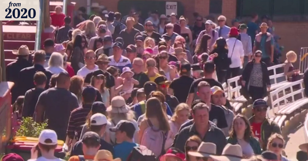 Queenslanders given extra long weekend