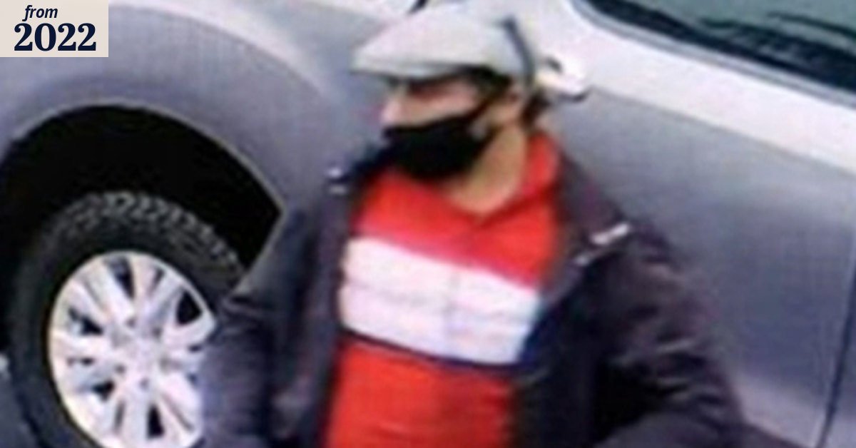 Manhunt underway for man who allegedly stole car with baby inside