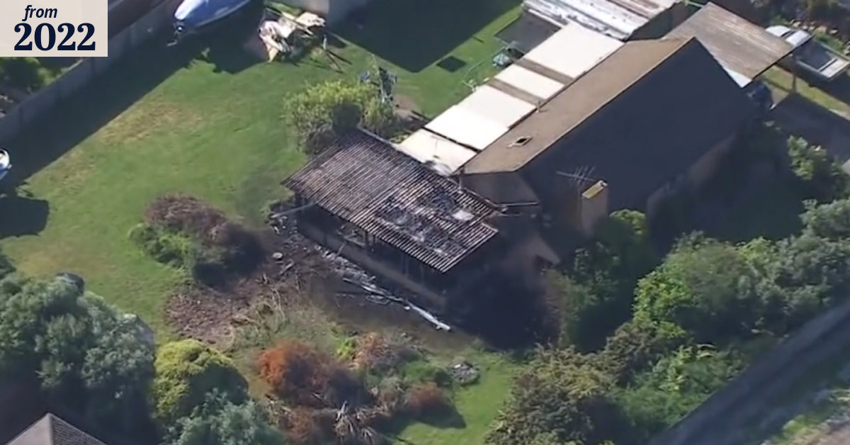 Two dead after 'extremely intense' house fire west of Melbourne