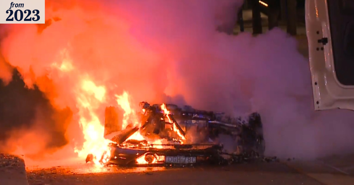 CCTV captures Lamborghini fire