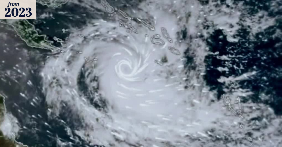 Far North Queensland residents prepare for Cyclone Jasper