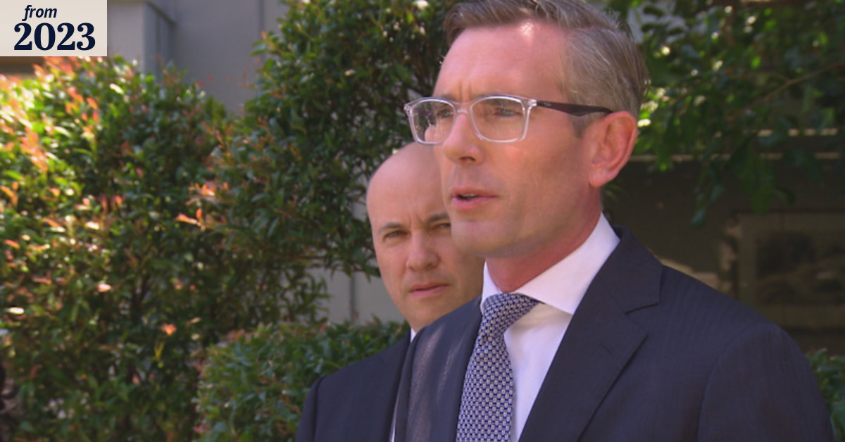 NSW Premier apologises for wearing Nazi costume on 21st birthday