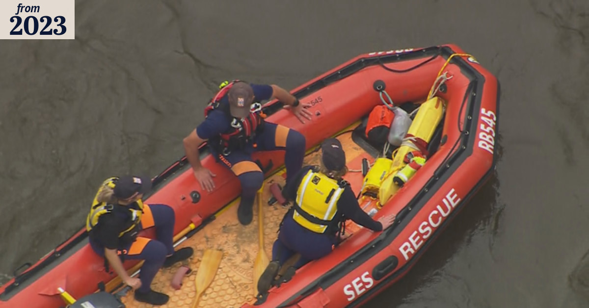 Police search river for man missing in Melbourne