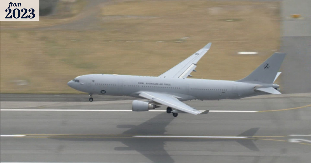 Close to 100 Australians land on final repatriation flight back home