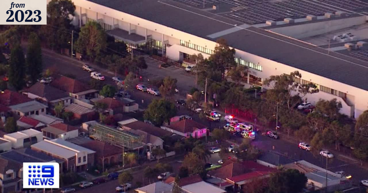 Police investigate shooting in Sydney's west
