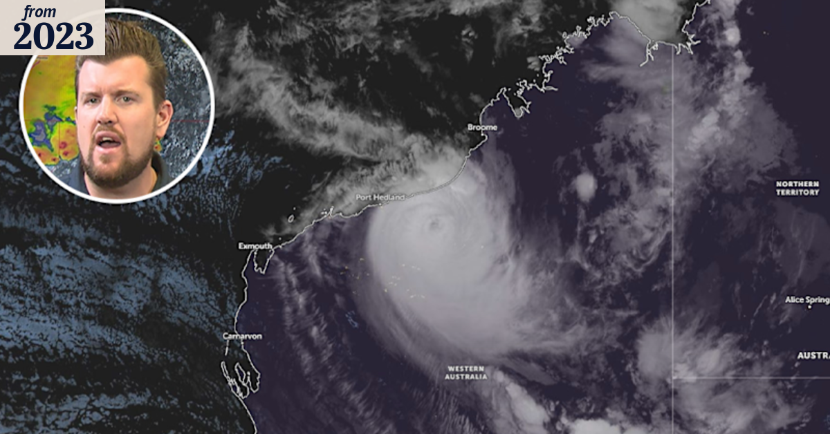 Tropical Cyclone Isla downgraded to Category 3 storm