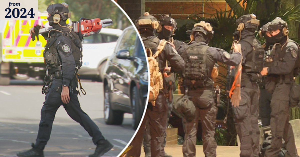 Man charged after siege at Sydney apartment complex