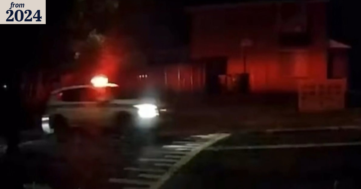 Two teenagers accused of pursuit after alleged robbery at convenience store