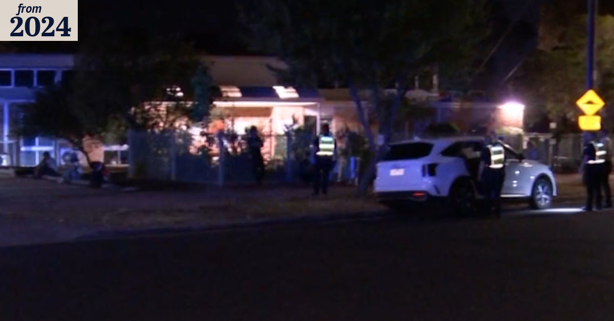 Nine people arrested after alleged stabbing in Melbourne