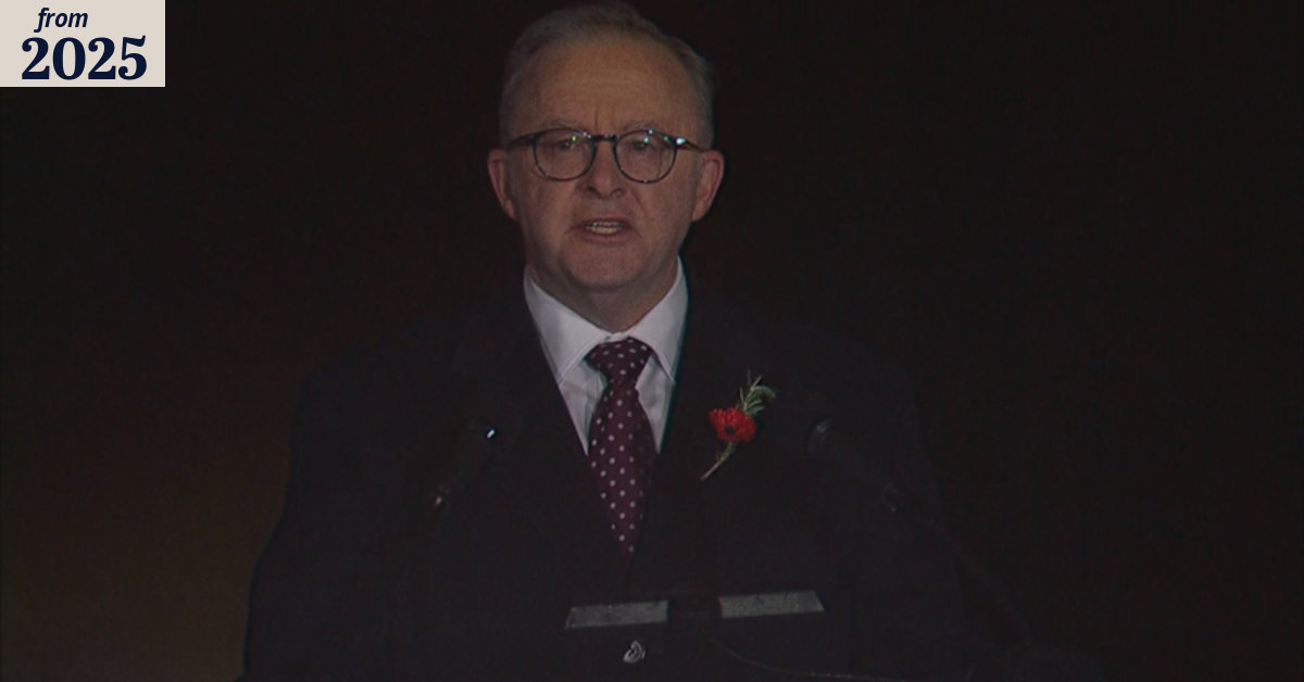 Prime Minister Anthony Albanese speaks at Anzac Day dawn service