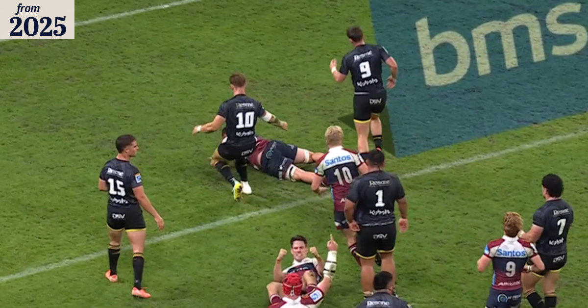Brial powers over for 'unbelievable' try