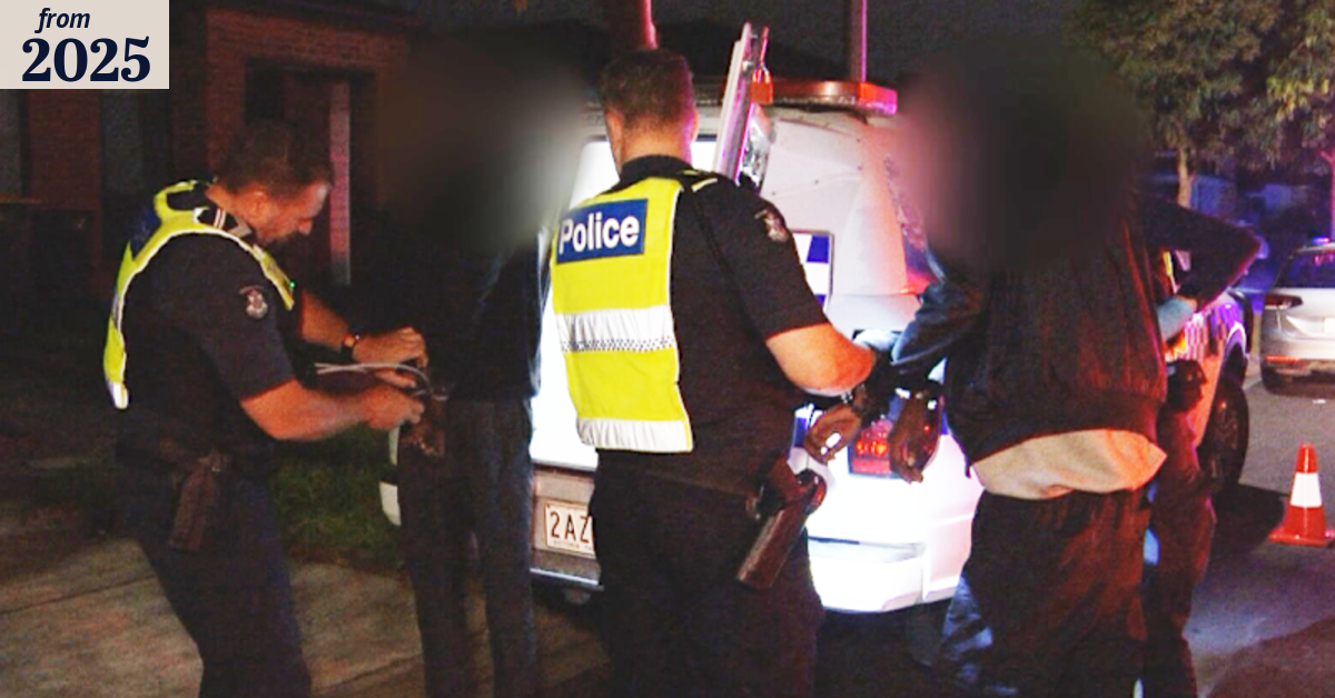 Seven teenagers arrested after police pursuit in Melbourne's west