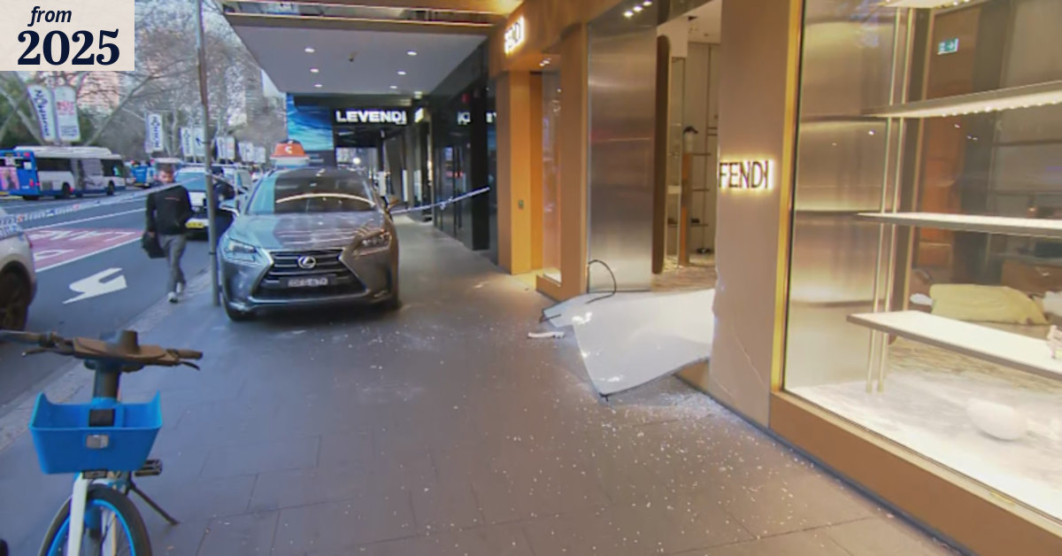 Police hunting for offenders after ram raid on a luxury store in Sydney ...