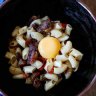 Macaroni with pig's head and egg yolk